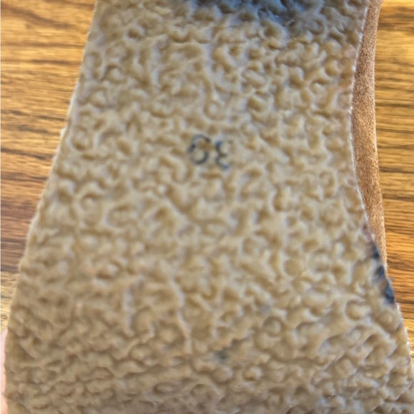 SUNDANCE Catalog Suede Ankle Boots Size 39 (Size 8)  Gorgeous Like New - Picture 12 of 14